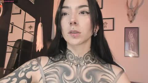 Snapshot of juliet_sourire chatting on 13, 5, 2026 juliet_sourire online show from 13, 5, 2026