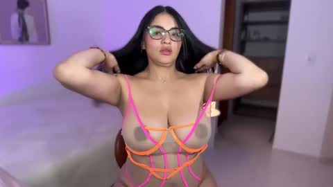 Snapshot of julieta92_ chatting on 22, 10, 2025 Julieta92 online show from 22, 10, 2025
