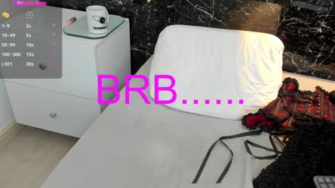 Snapshot of julieta__cooper chatting on 7, 12, 2024 Juli online show from 7, 12, 2024