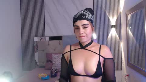 julieta__fox_ online show from 20, 12, 2025