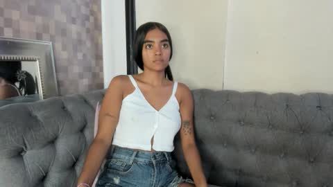 Snapshot of julieta_aguilar chatting on 6, 1, 2026 Juli online show from 6, 1, 2026