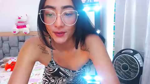 Snapshot of julieta_art1 chatting on 12, 2, 2025 julieta art1 online show from 12, 2, 2025