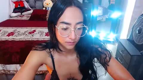 Snapshot of julieta_art1 chatting on 3, 3, 2025 julieta art1 online show from 3, 3, 2025