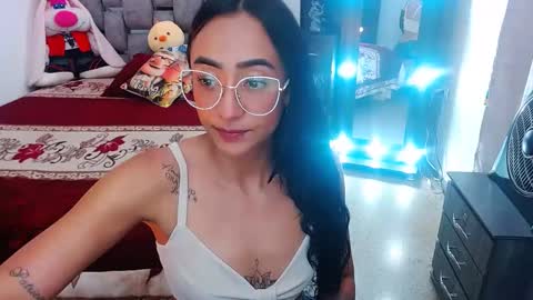 Snapshot of julieta_art1 chatting on 10, 3, 2025 julieta art1 online show from 10, 3, 2025