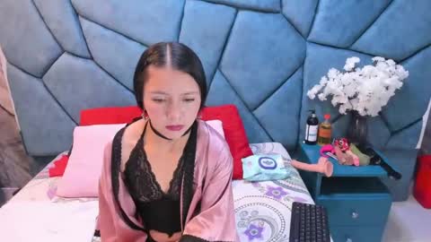 Snapshot of julieta_diamond chatting on 17, 6, 2026 Julieta online show from 17, 6, 2026