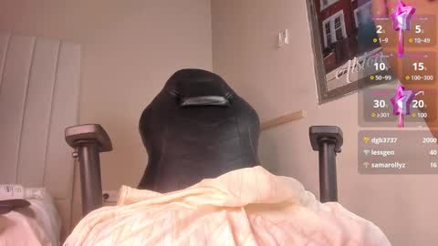 Snapshot of julieta_flower chatting on 11, 2, 2025 Julieta  IG juietaflower06 online show from 11, 2, 2025