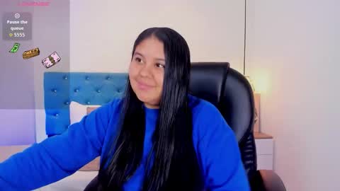 Julieta Mille online show from 28, 9, 2025