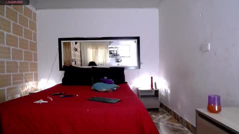 Snapshot of julieta_rodriguez chatting on 11, 11, 2025 Julieta Rodriguez online show from 11, 11, 2025