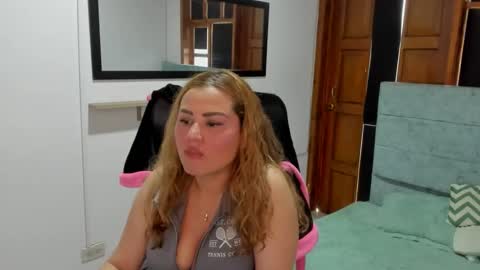 Snapshot of julieta_star69 chatting on 4, 3, 2026 julieta_star69 online show from 4, 3, 2026