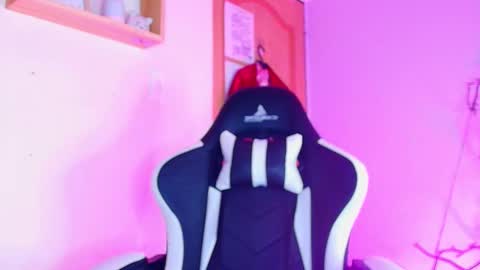 Snapshot of julietaa1_ chatting on 4, 10, 2025 juli online show from 4, 10, 2025