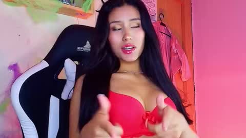 Snapshot of julietaa1_ chatting on 15, 10, 2025 juli online show from 15, 10, 2025