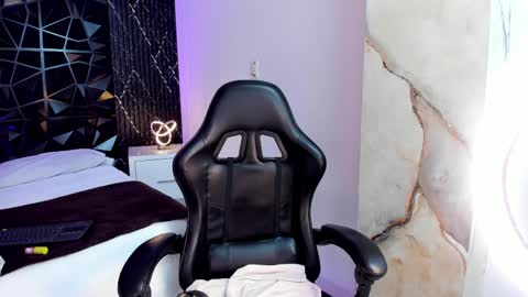 julietakane online show from 30, 3, 2026