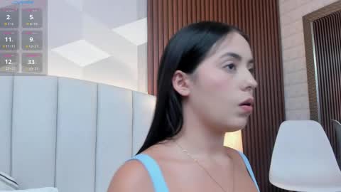 Julieta Santos online show from 2, 5, 2026