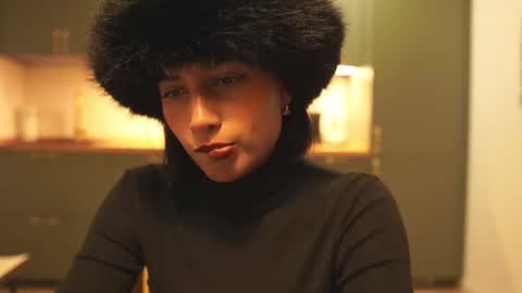 Snapshot of julietawinona chatting on 14, 12, 2025 julietawinona online show from 14, 12, 2025