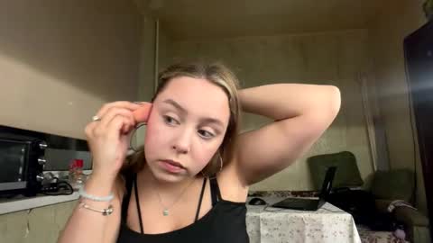 Mia online show from 3, 11, 2025