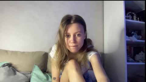 julietsensation online show from 5, 2, 2025