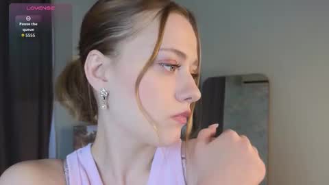 Mia online show from 10, 11, 2025