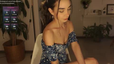 Snapshot of juliette_dee chatting on 6, 3, 2026 Juliette Dee online show from 6, 3, 2026