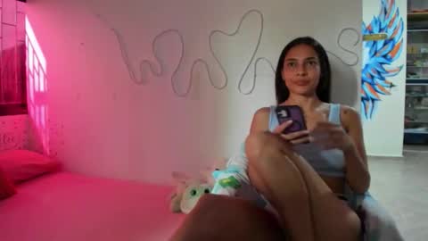 Snapshot of juliette_sweet05 chatting on 4, 11, 2025 juliette online show from 4, 11, 2025