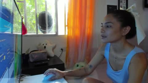 Snapshot of juliette_sweet05 chatting on 11, 11, 2025 juliette online show from 11, 11, 2025
