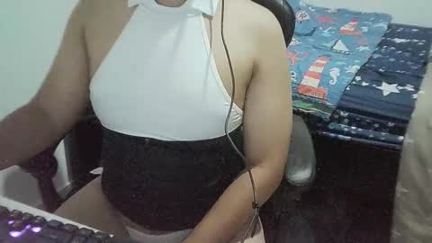 juligurlygirly online show from 29, 9, 2025