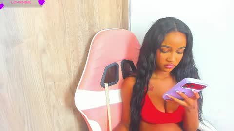 julitpink online show from 24, 6, 2026