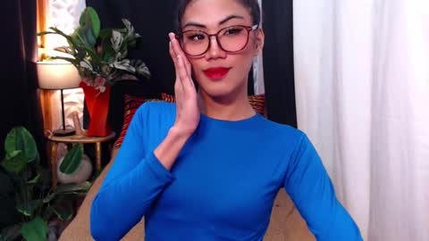 jullimiller online show from 5, 1, 2025