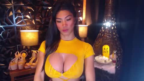 jullimiller online show from 23, 2, 2025