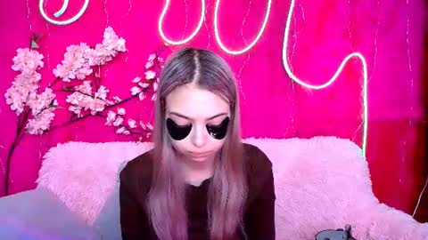 Snapshot of jullymood chatting on 6, 8, 2026 DoubleCherry online show from 6, 8, 2026
