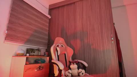 Snapshot of july__villa chatting on 1, 3, 2025 JULY HELP ME GET TO THE 100 LIKES online show from 1, 3, 2025