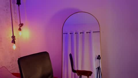 july_quinzel online show from 23, 5, 2026