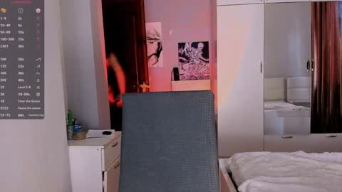 Snapshot of july_slowdive chatting on 5, 1, 2025 Julie online show from 5, 1, 2025