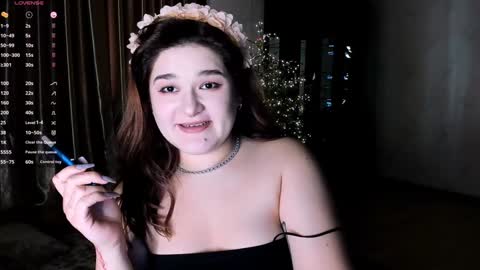 Snapshot of july_slowdive chatting on 11, 1, 2025 Julie online show from 11, 1, 2025