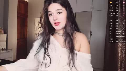 Julie online show from 13, 11, 2025