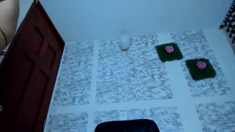 Snapshot of julybravo chatting on 18, 3, 2026 juliana online show from 18, 3, 2026