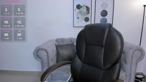 July Adams online show from 8, 5, 2026