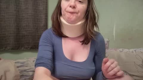 Snapshot of juna_cute chatting on 22, 1, 2025 Juna inclusive online show from 22, 1, 2025