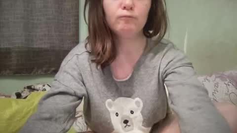 Snapshot of juna_cute chatting on 2, 2, 2025 Juna inclusive online show from 2, 2, 2025