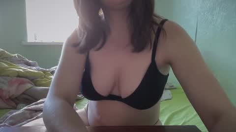 Snapshot of juna_cute chatting on 9, 2, 2025 Juna inclusive online show from 9, 2, 2025