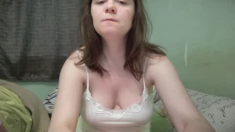 Snapshot of juna_cute chatting on 11, 2, 2025 Juna inclusive online show from 11, 2, 2025