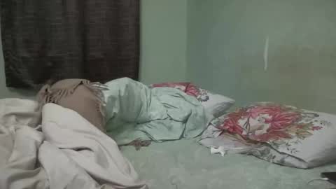Snapshot of juna_cute chatting on 17, 2, 2025 Juna inclusive online show from 17, 2, 2025