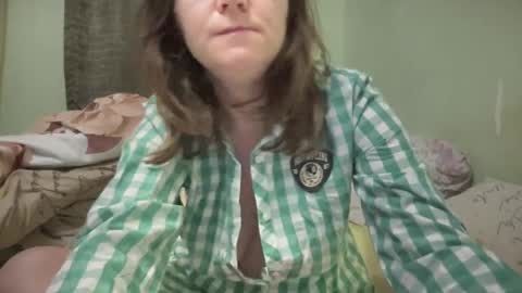 Snapshot of juna_cute chatting on 8, 3, 2025 Juna inclusive online show from 8, 3, 2025