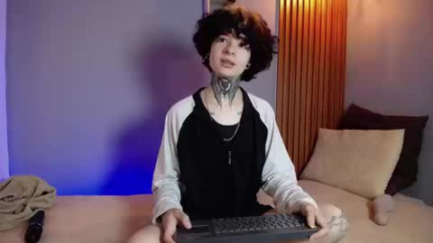 JuneBlake  online show from 20, 3, 2026