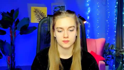 Snapshot of junewoods chatting on 13, 1, 2026 junewoods online show from 13, 1, 2026