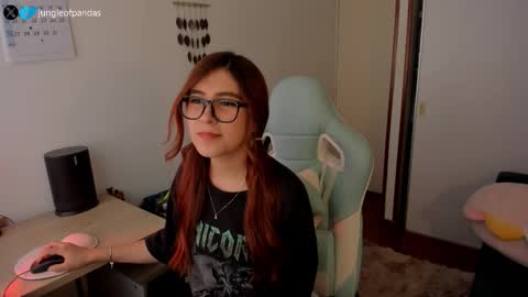 Snapshot of jungleofpandas chatting on 13, 10, 2025 Call me Sussy  online show from 13, 10, 2025