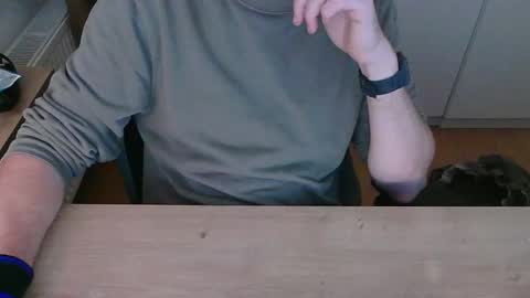 junk2711 online show from 27, 10, 2025