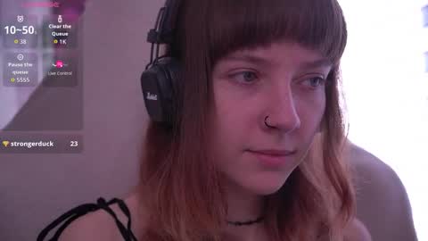 Snapshot of just_busking chatting on 7, 11, 2025 Julia online show from 7, 11, 2025