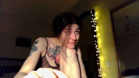 Ginger Curly online show from 2, 3, 2026