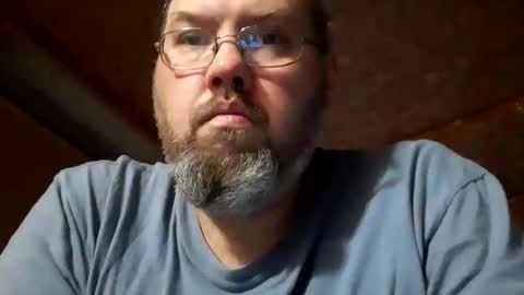 just_hangin_around online show from 22, 9, 2025