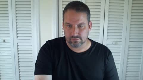 Snapshot of just_inside chatting on 15, 10, 2025 just_inside online show from 15, 10, 2025